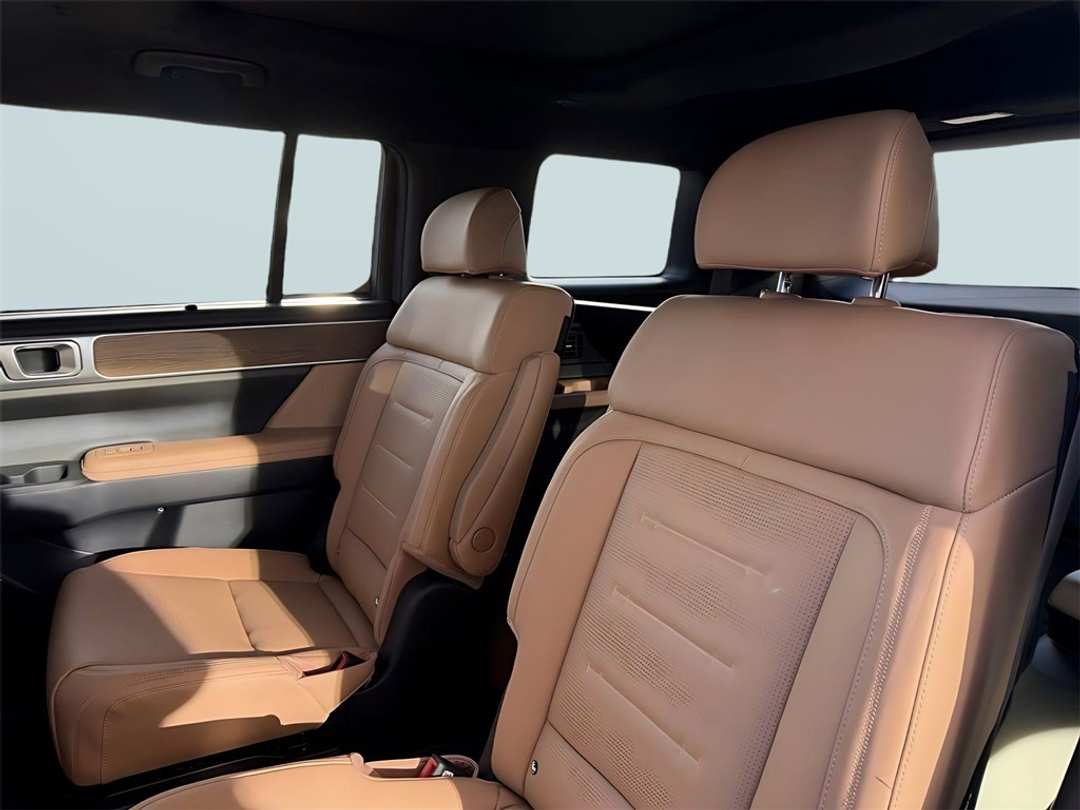 2026 Hyundai Santa Fe Calligraphy - Image 32