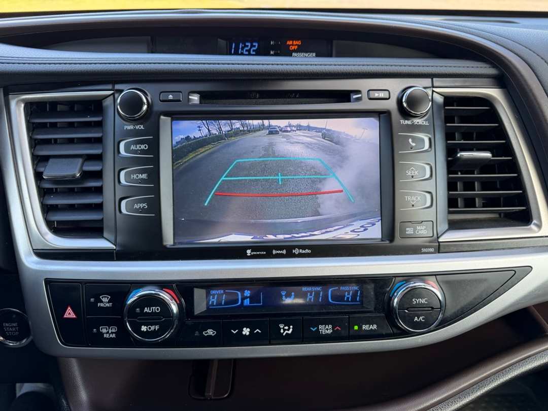 2019 Toyota Highlander XLE - Image 23