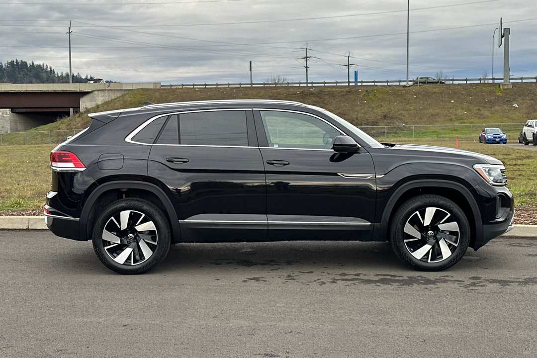 2026 Volkswagen Atlas Cross Sport 2.0T SEL - Image 2