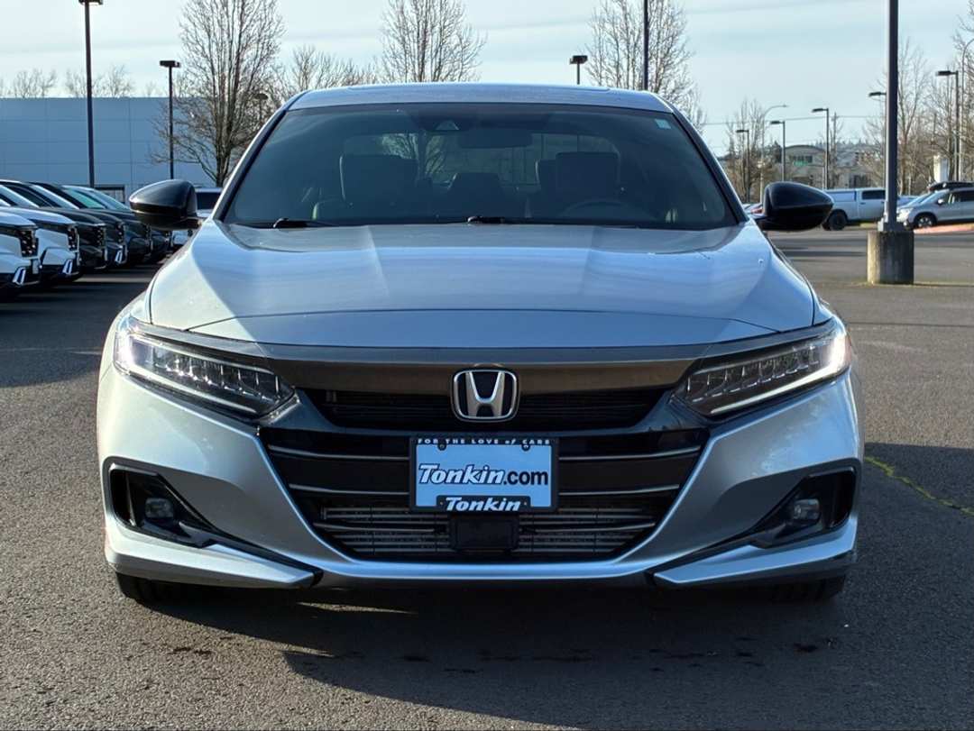 2022 Honda Accord Sport 2.0T - Image 3