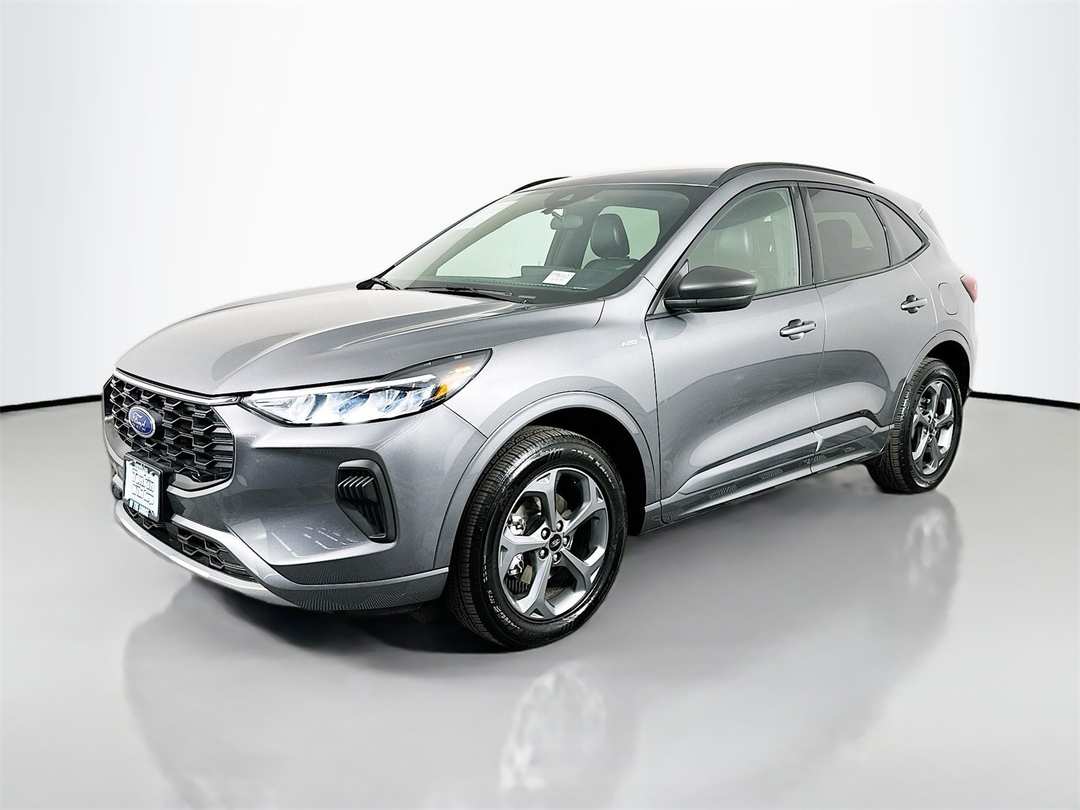 2024 Ford Escape STLine - Image 3