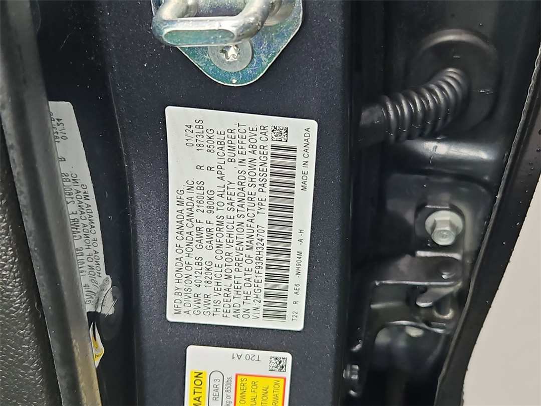 2024 Honda Civic Touring - Image 32