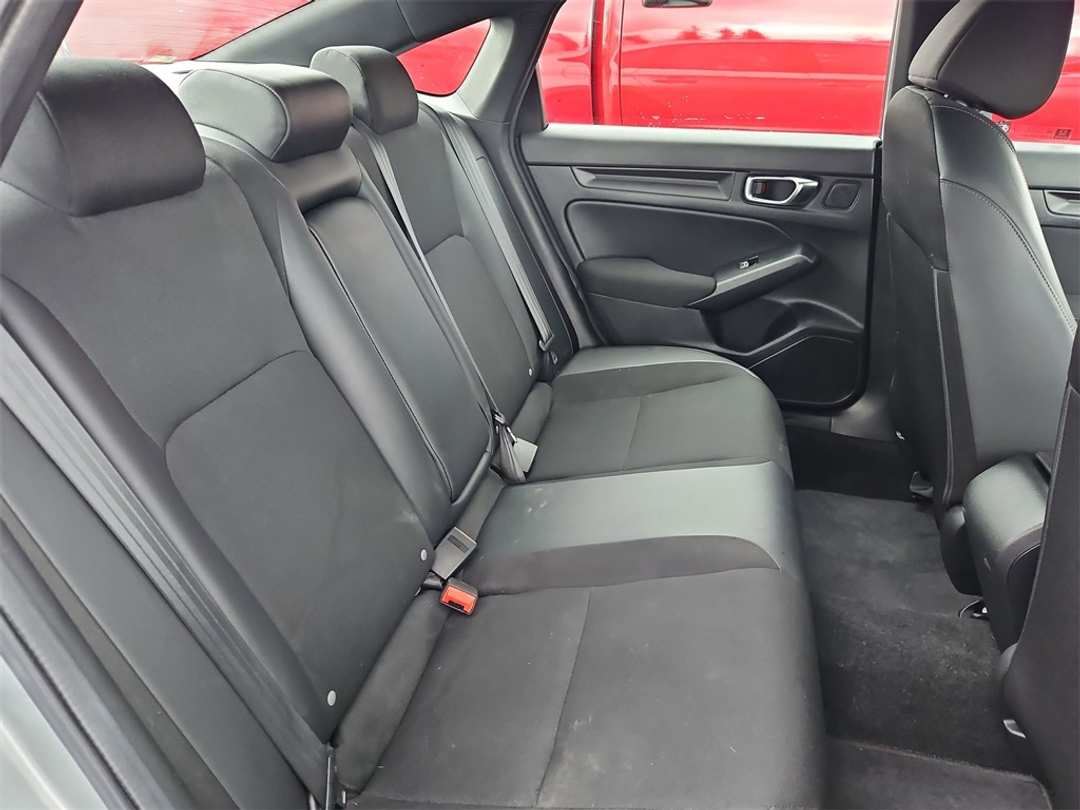 2025 Honda Civic Sport - Image 28