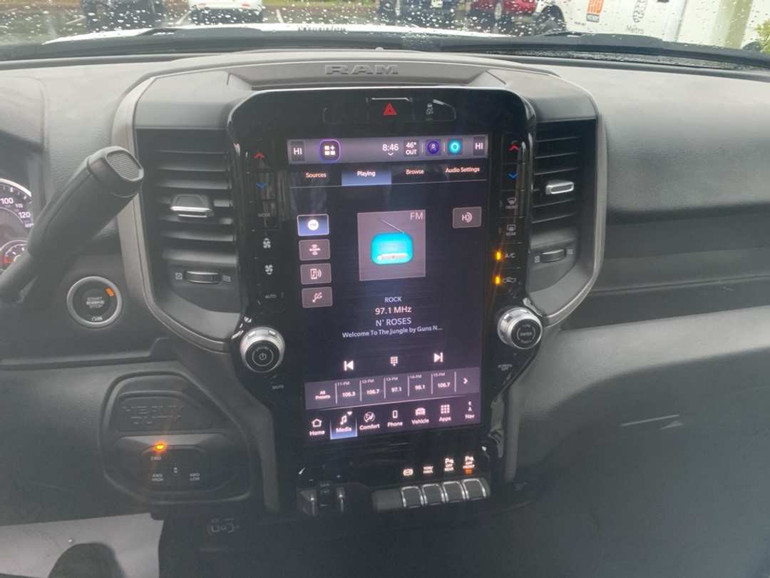 2025 Ram 2500 Tradesman - Image 18