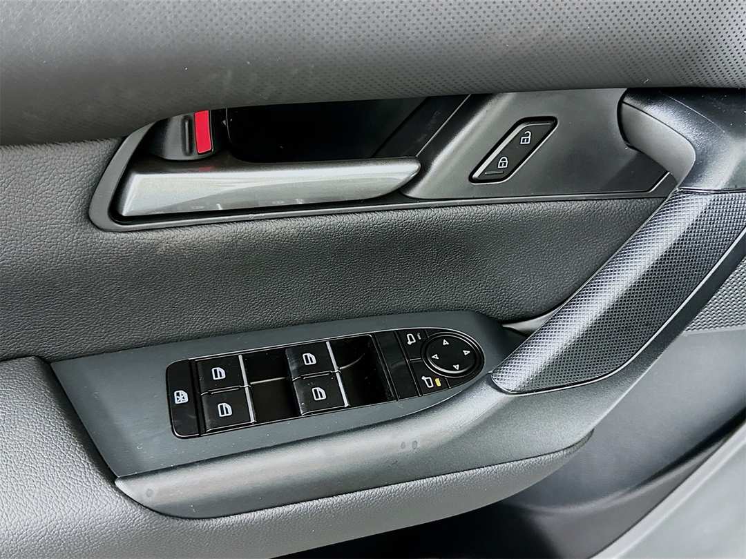 2026 MAZDA Cx-50 Preferred - Image 31