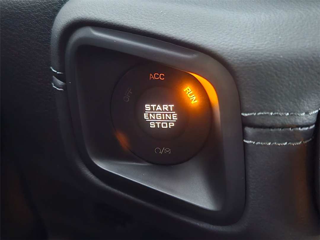 2026 Jeep Gladiator Rubicon - Image 17