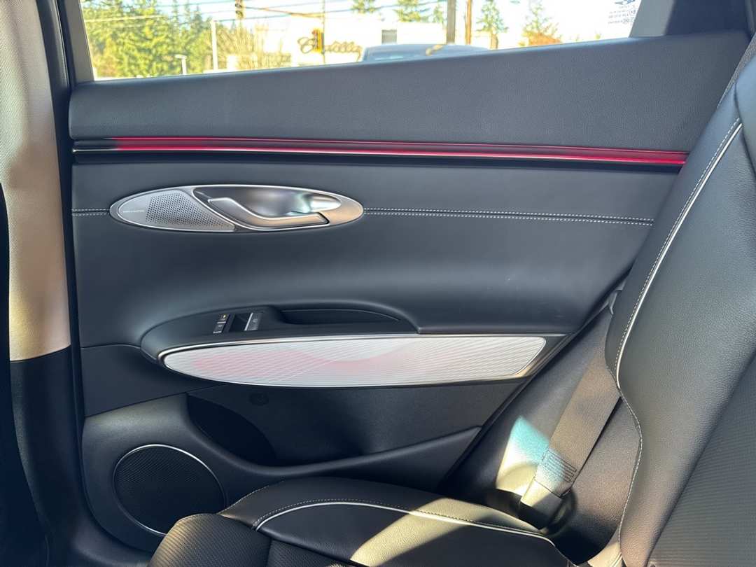 2026 Genesis Gv70 2.5T Advanced - Image 44