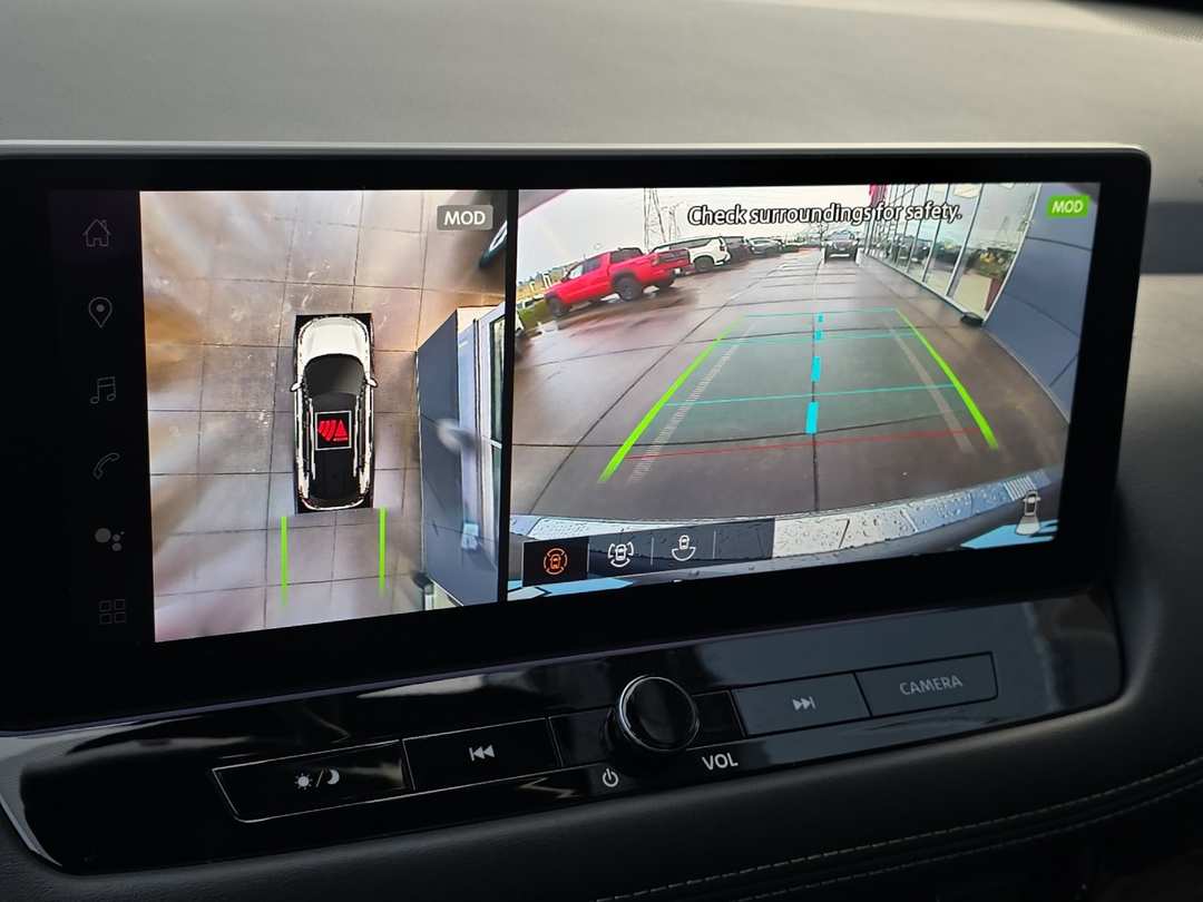 2026 Nissan Rogue Platinum - Image 19