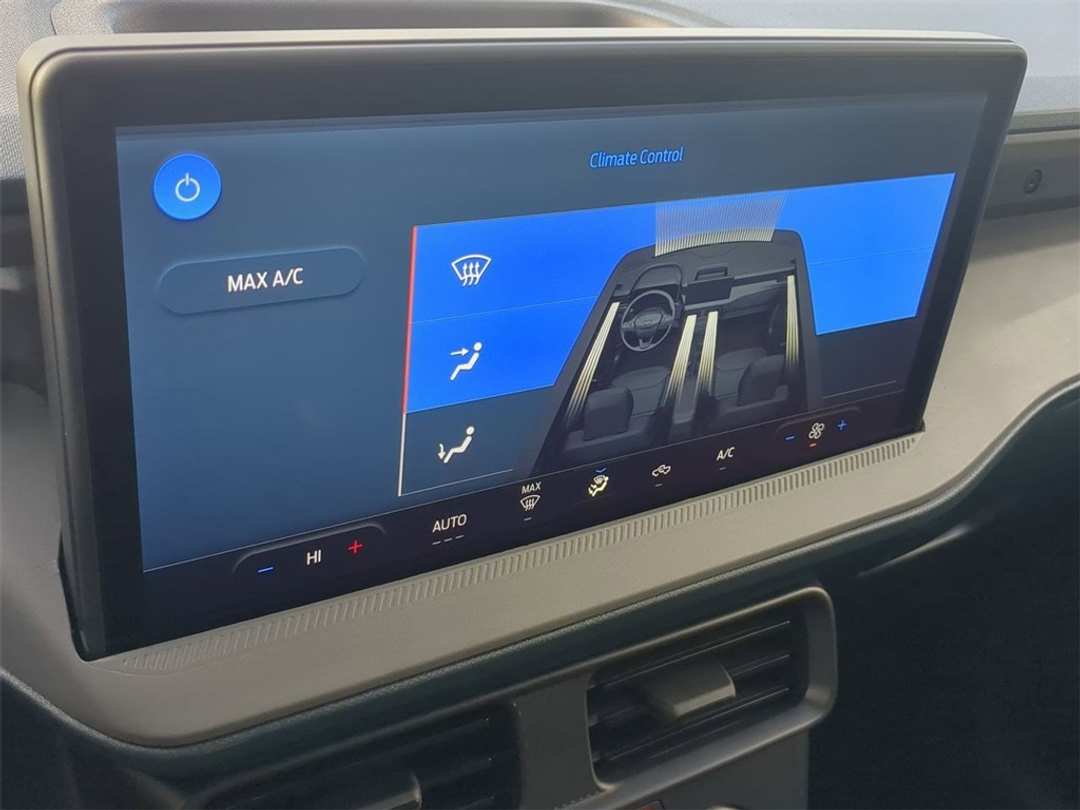 2026 Ford Maverick XL - Image 19