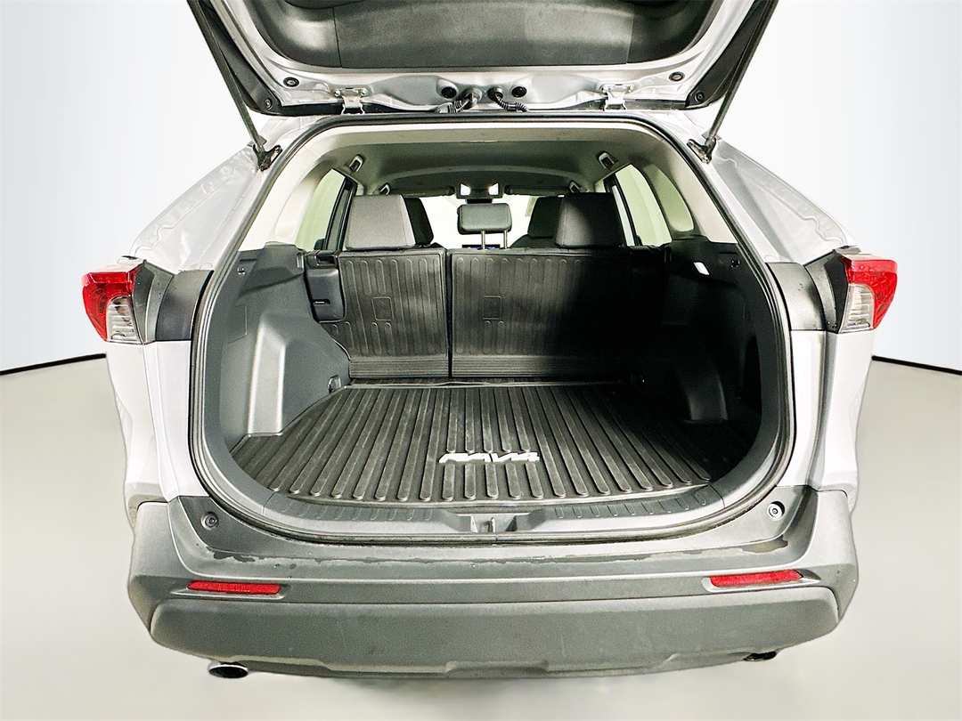 2024 Toyota Rav4 XLE - Image 25