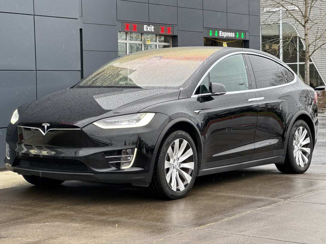 2020 Tesla Model X Long Range - Image 7