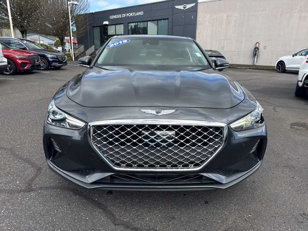 2019 Genesis G70 2.0T Advanced - Image 2