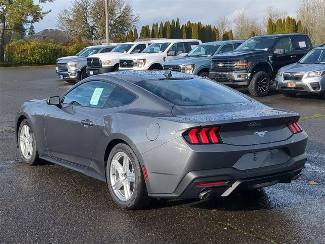 2026 Ford Mustang EcoBoost - Image 3