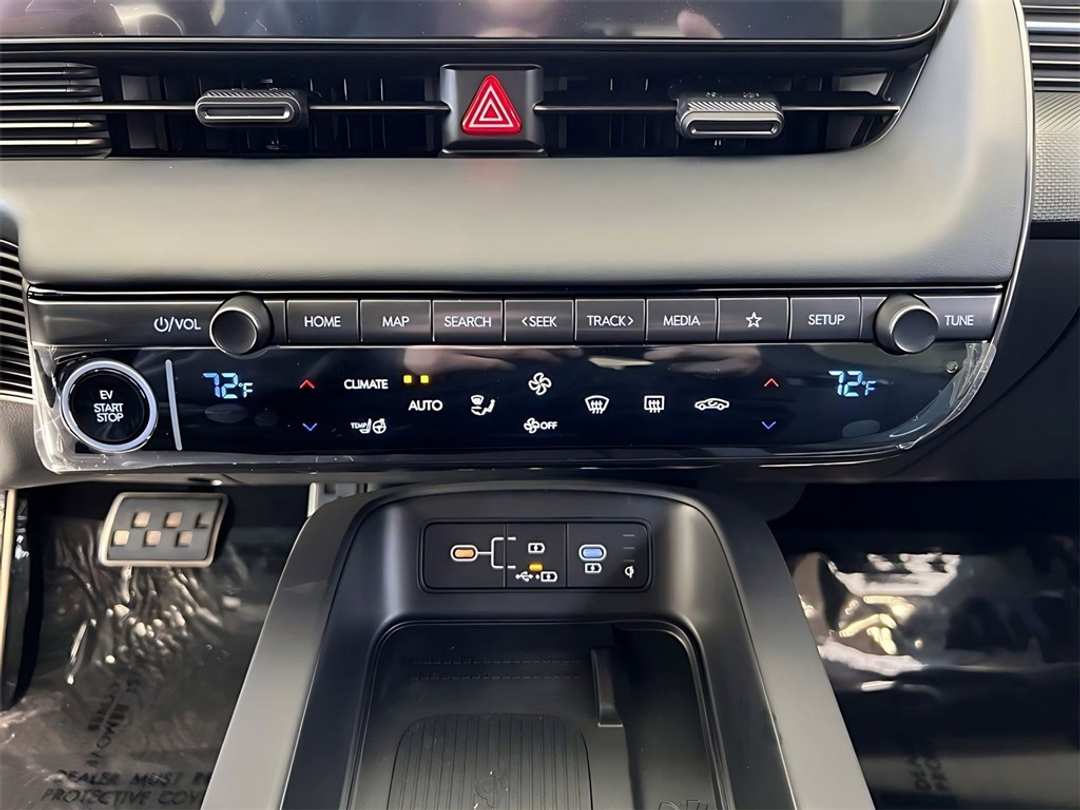 2025 Hyundai Ioniq 5 N Base - Image 17