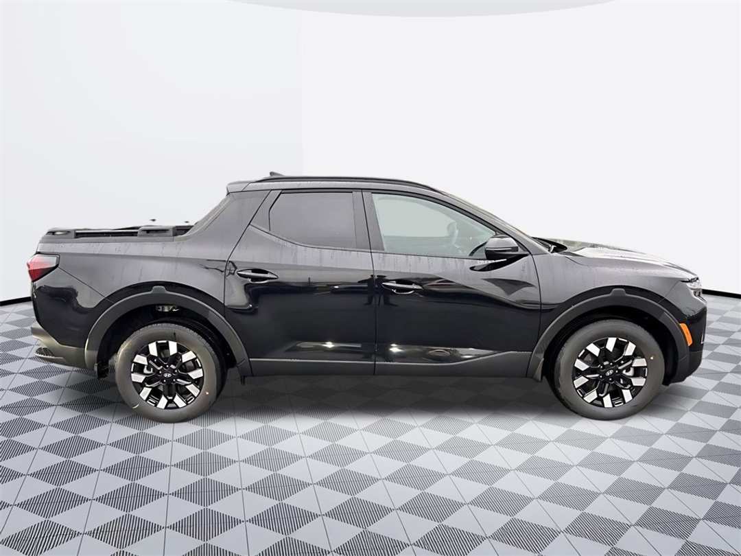 2026 Hyundai Santa Cruz SEL - Image 4