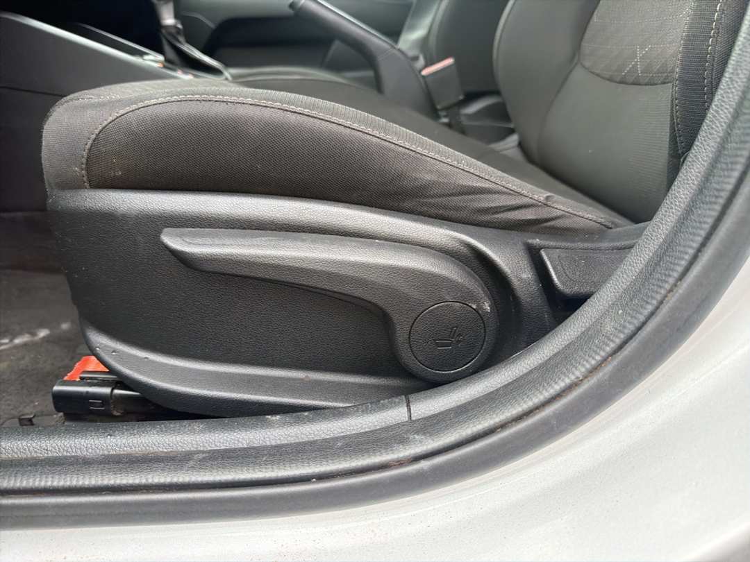 2021 Kia Rio LX - Image 15