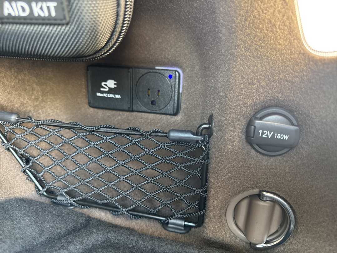 2026 Genesis Electrified Gv70 - Image 13