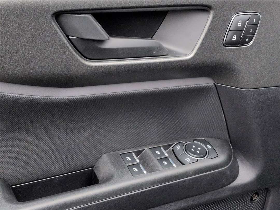 2025 Ford Bronco Sport Outer Banks - Image 10