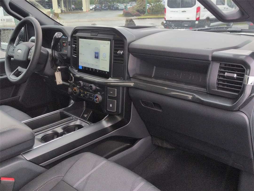 2026 Ford F-150 STX - Image 31