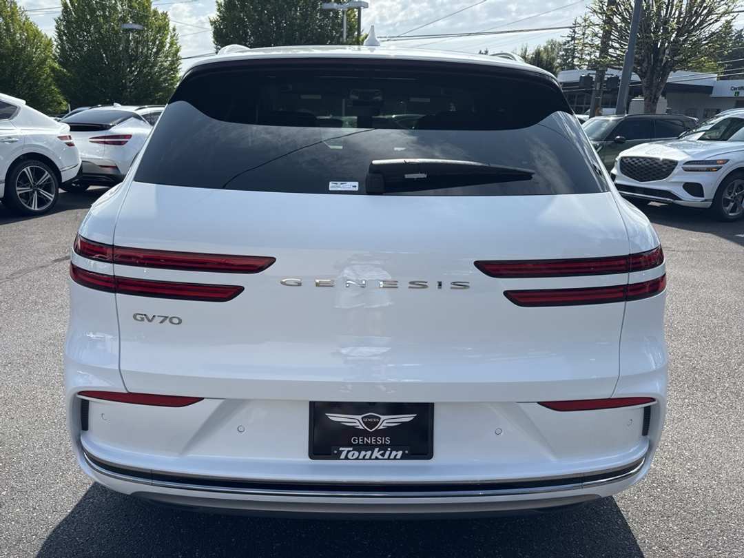 2026 Genesis Electrified Gv70 - Image 6