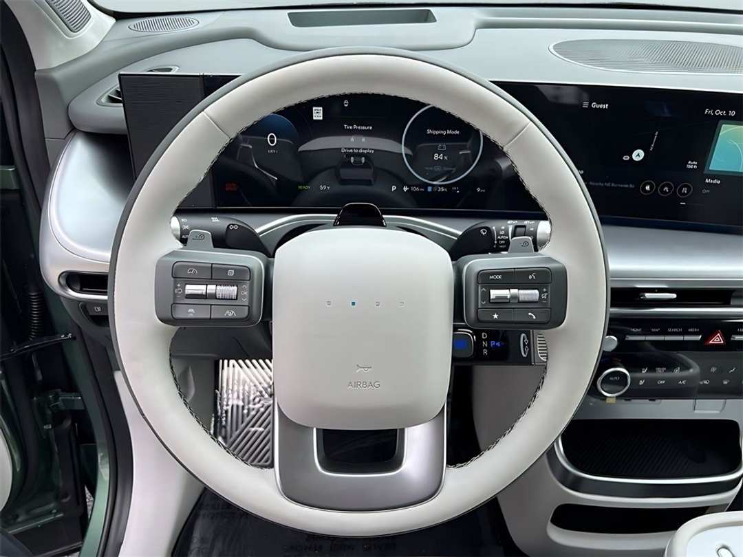 2026 Hyundai Ioniq 9 Performance Calligraphy - Image 18