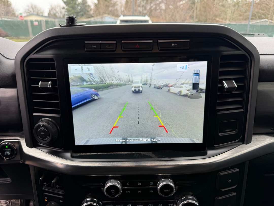 2022 Ford F-150 Lariat - Image 24