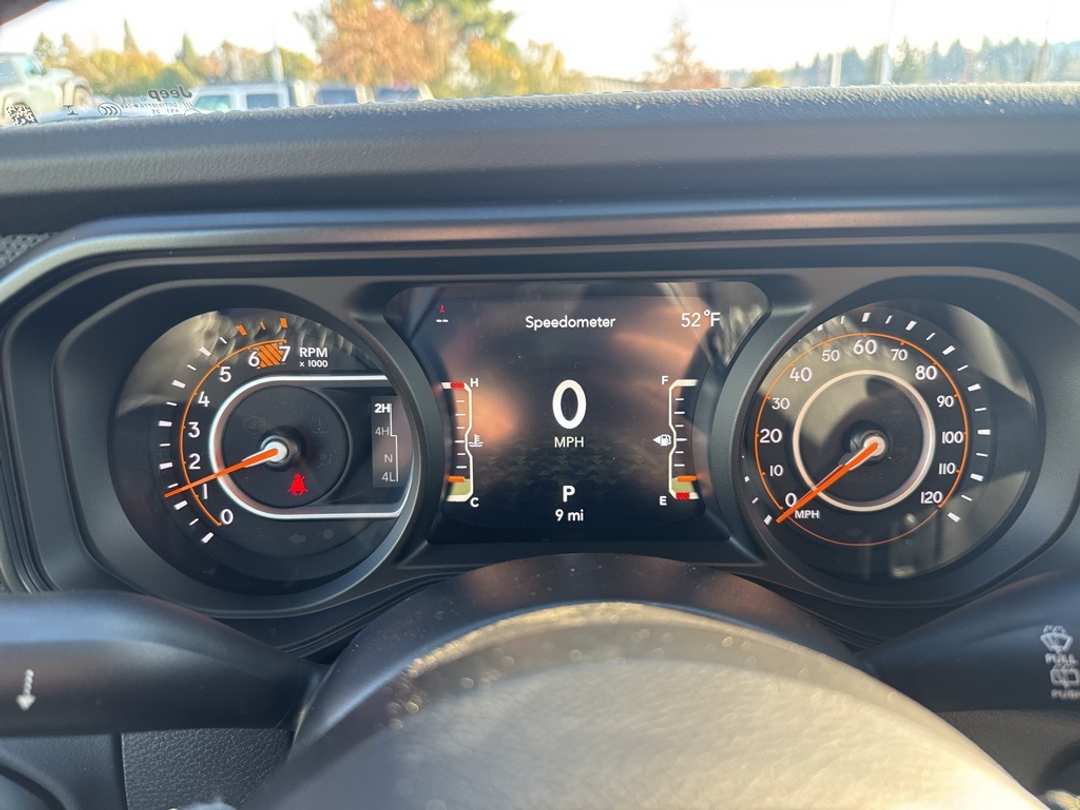 2026 Jeep Wrangler Rubicon - Image 17