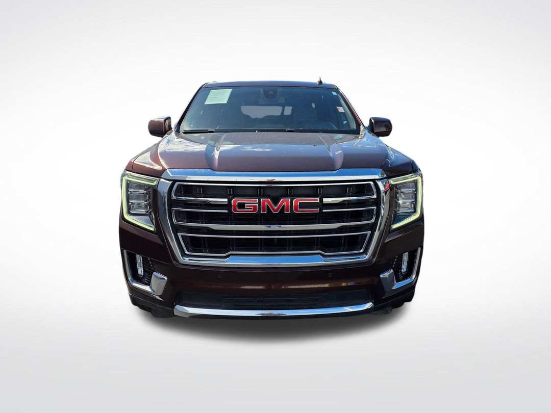 2023 GMC Yukon SLT - Image 3