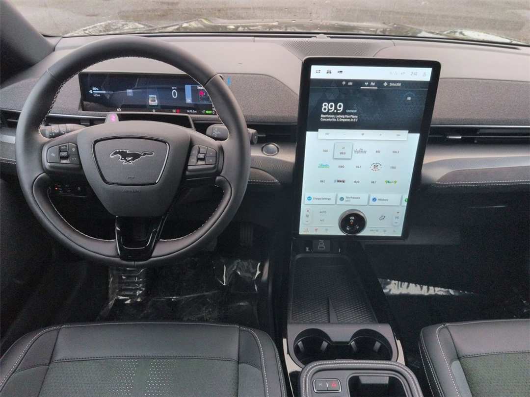 2025 Ford Mustang Mach-E GT - Image 24