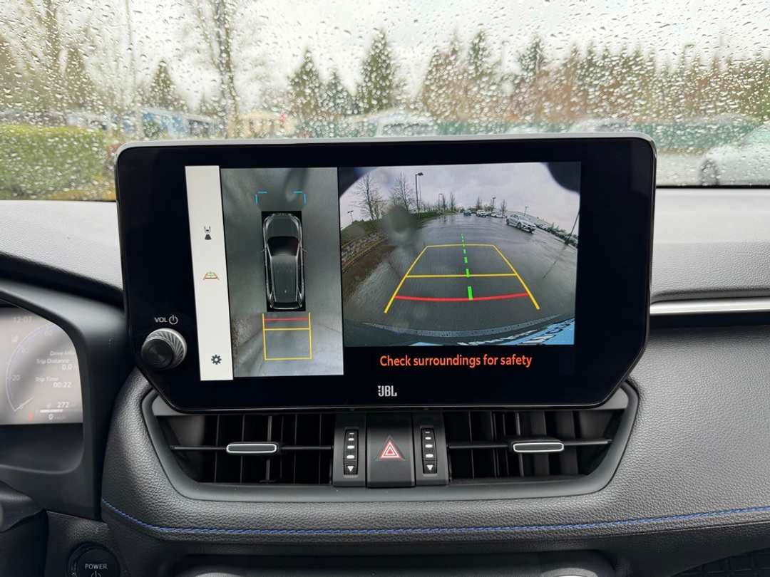 2023 Toyota Rav4 XSE - Image 24