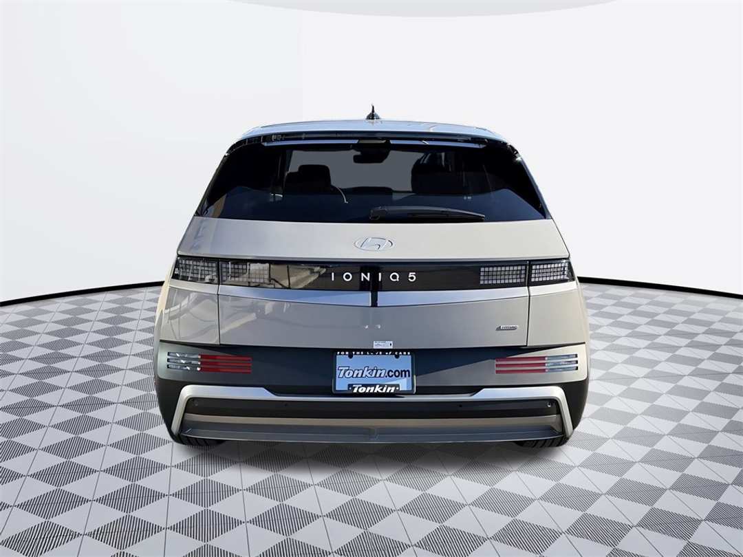 2026 Hyundai Ioniq 5 SE - Image 6