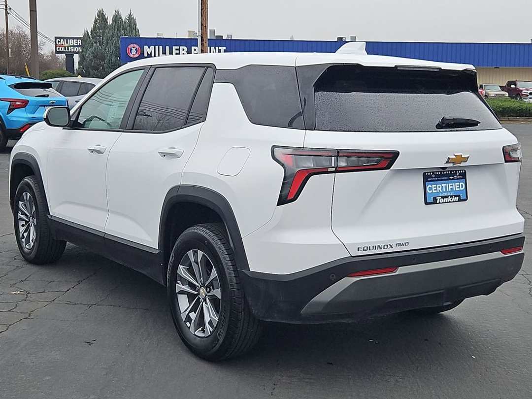 2025 Chevrolet Equinox LT - Image 4