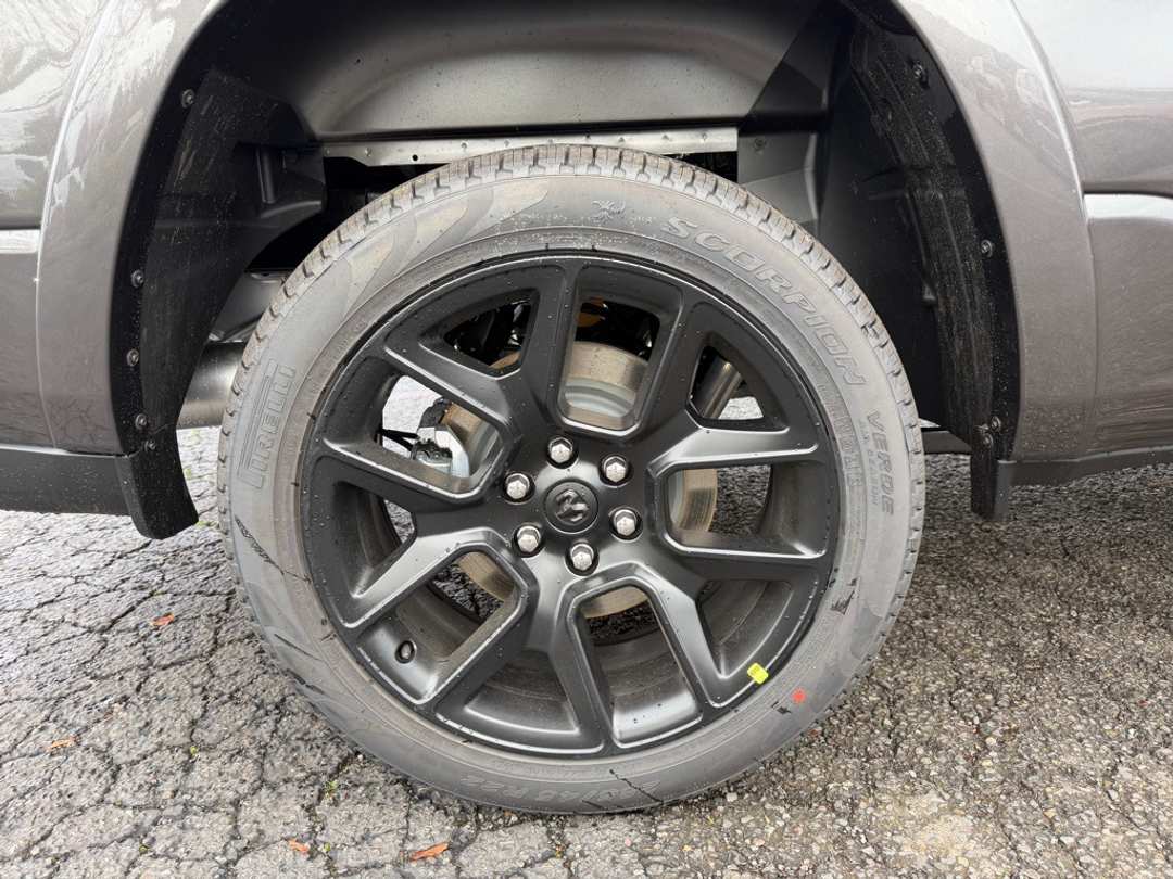 2026 Ram 1500 Laramie - Image 10