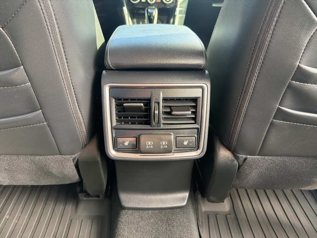 2024 Subaru Forester Touring - Image 27