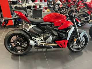 2025 Ducati Streetfighter V2