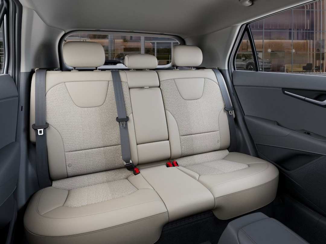 2026 Kia Niro EX - Image 16