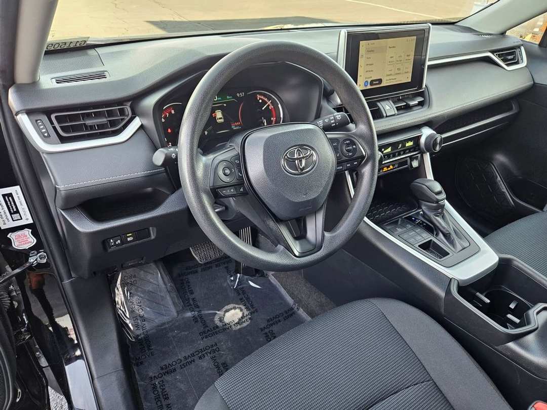2024 Toyota Rav4 LE - Image 13