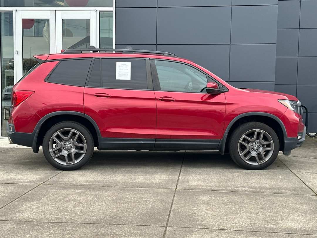 2023 Honda Passport EXL - Image 2
