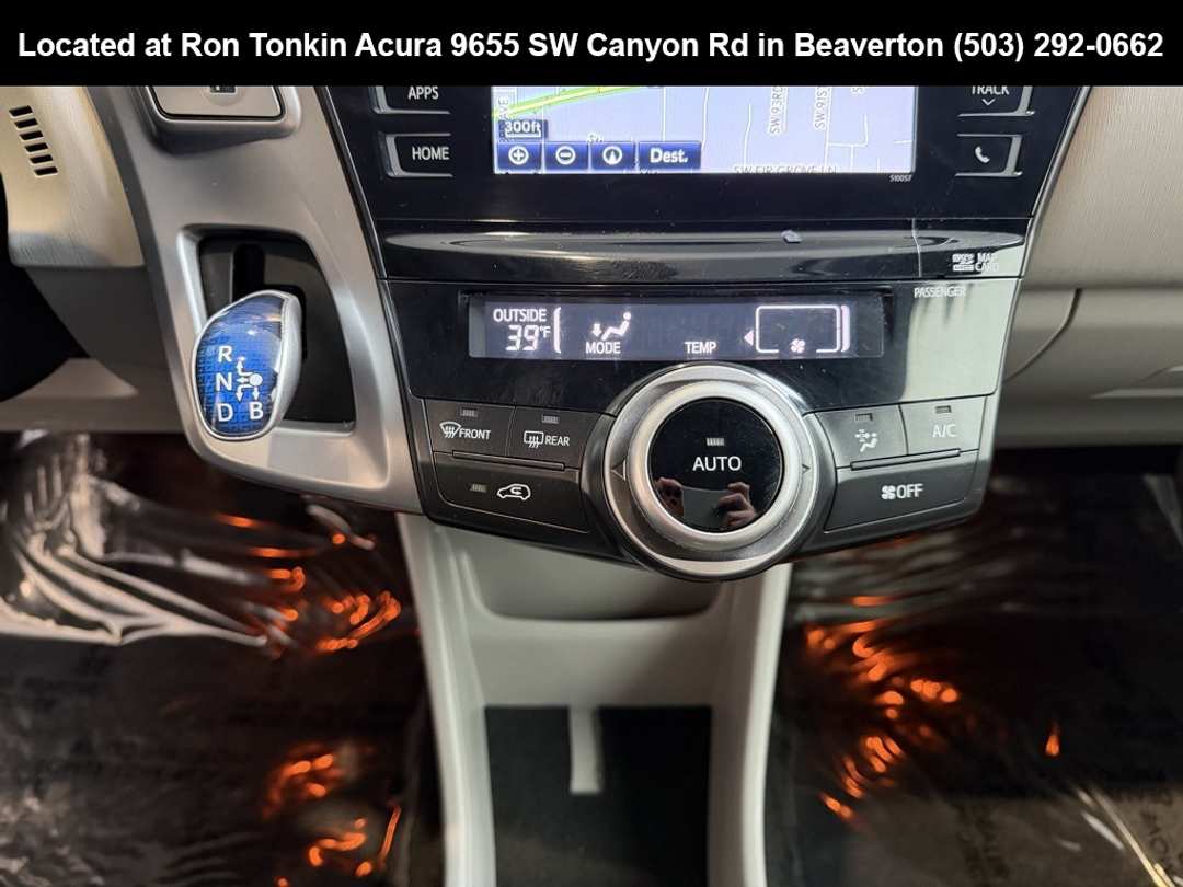 2015 Toyota Prius V Five - Image 22