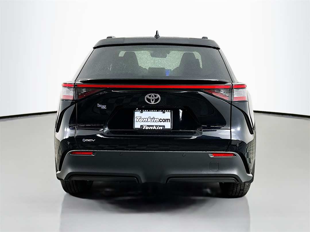2026 Toyota Bz XLE Plus - Image 6
