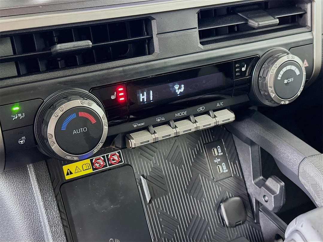 2025 Toyota 4Runner TRD OffRoad - Image 16