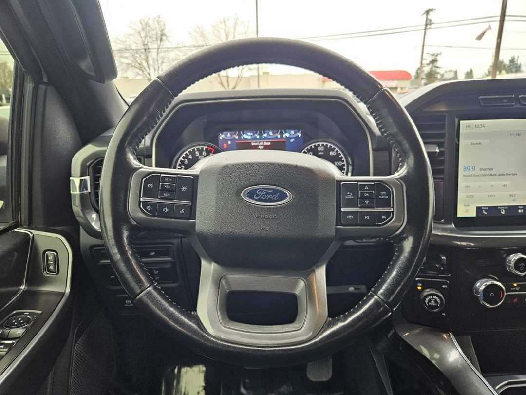 2022 Ford F-150 XLT - Image 15