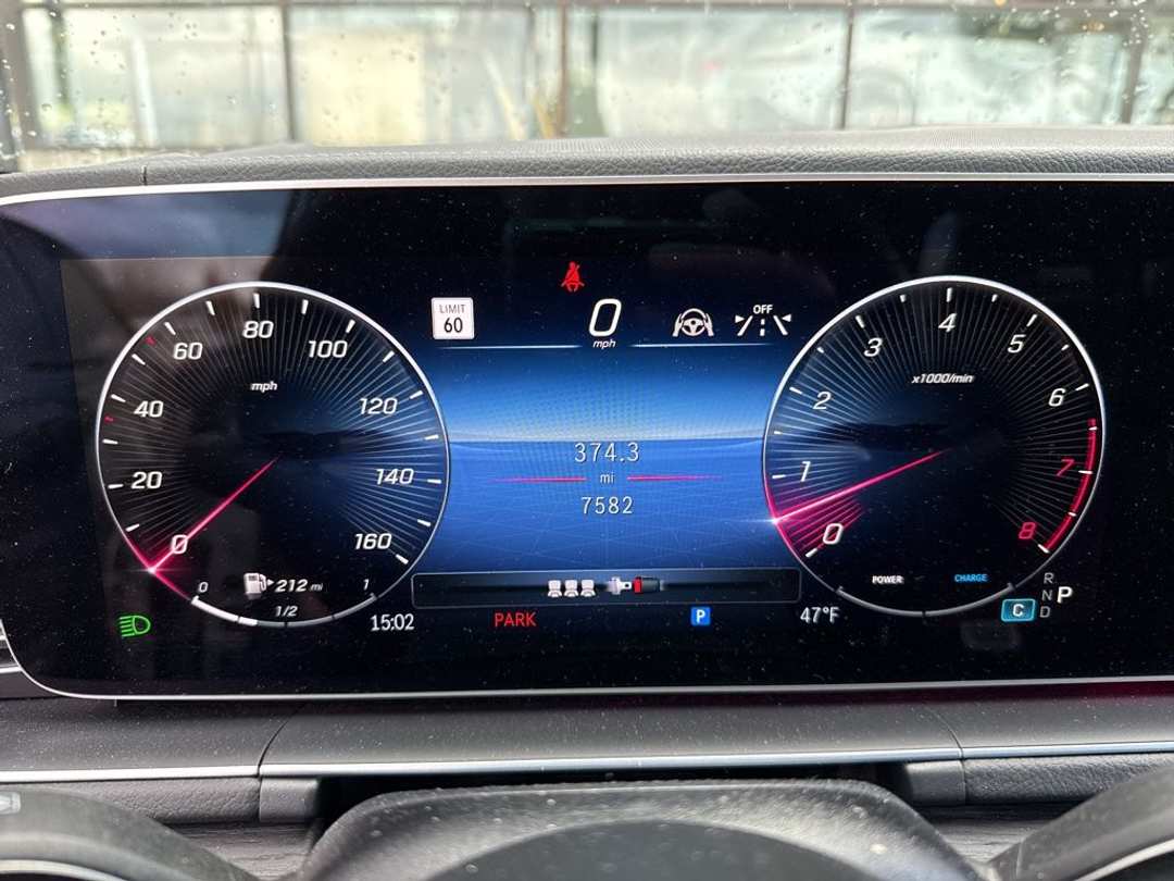 2025 Mercedes-Benz GLE GLE 450 - Image 2