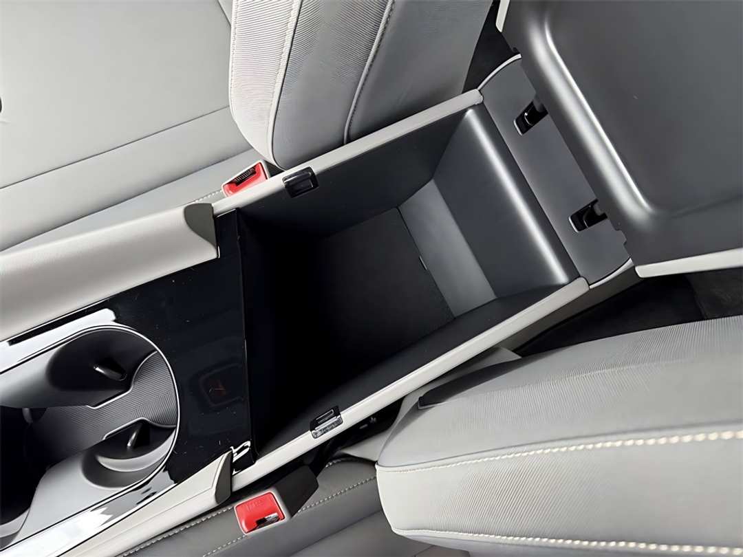 2026 Hyundai Elantra SEL Sport - Image 26