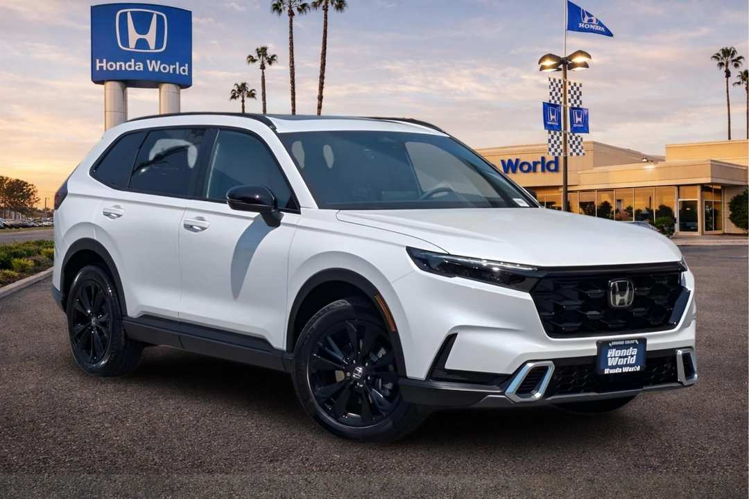 2026 Honda CR-V Sport Touring - Image 2