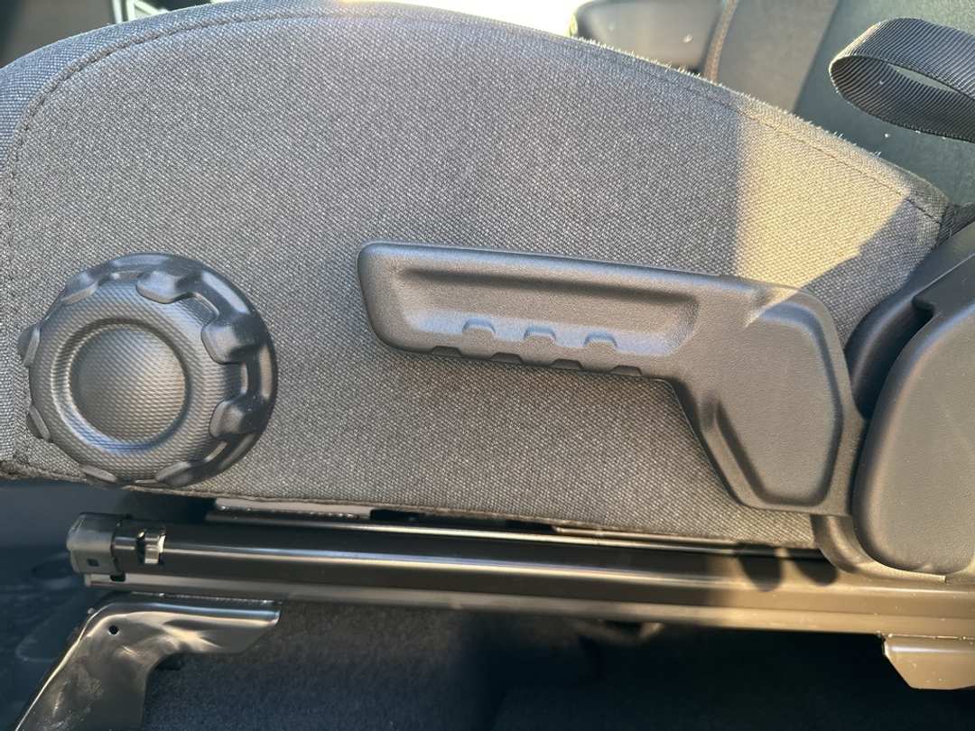 2026 Jeep Wrangler Willys - Image 12