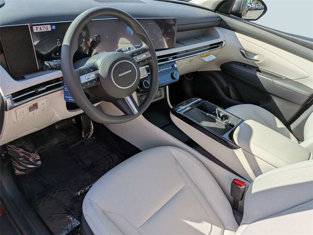 2026 Hyundai Tucson SEL - Image 13