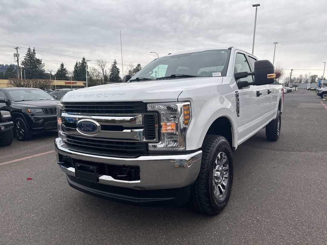 2019 Ford F-250Sd XLT - Image 3