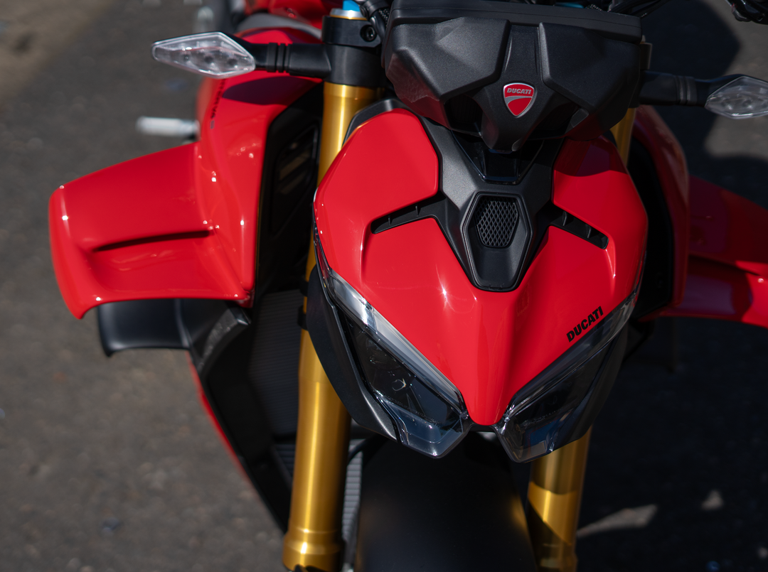 2025 Ducati Streetfighter V4 S - Image 10
