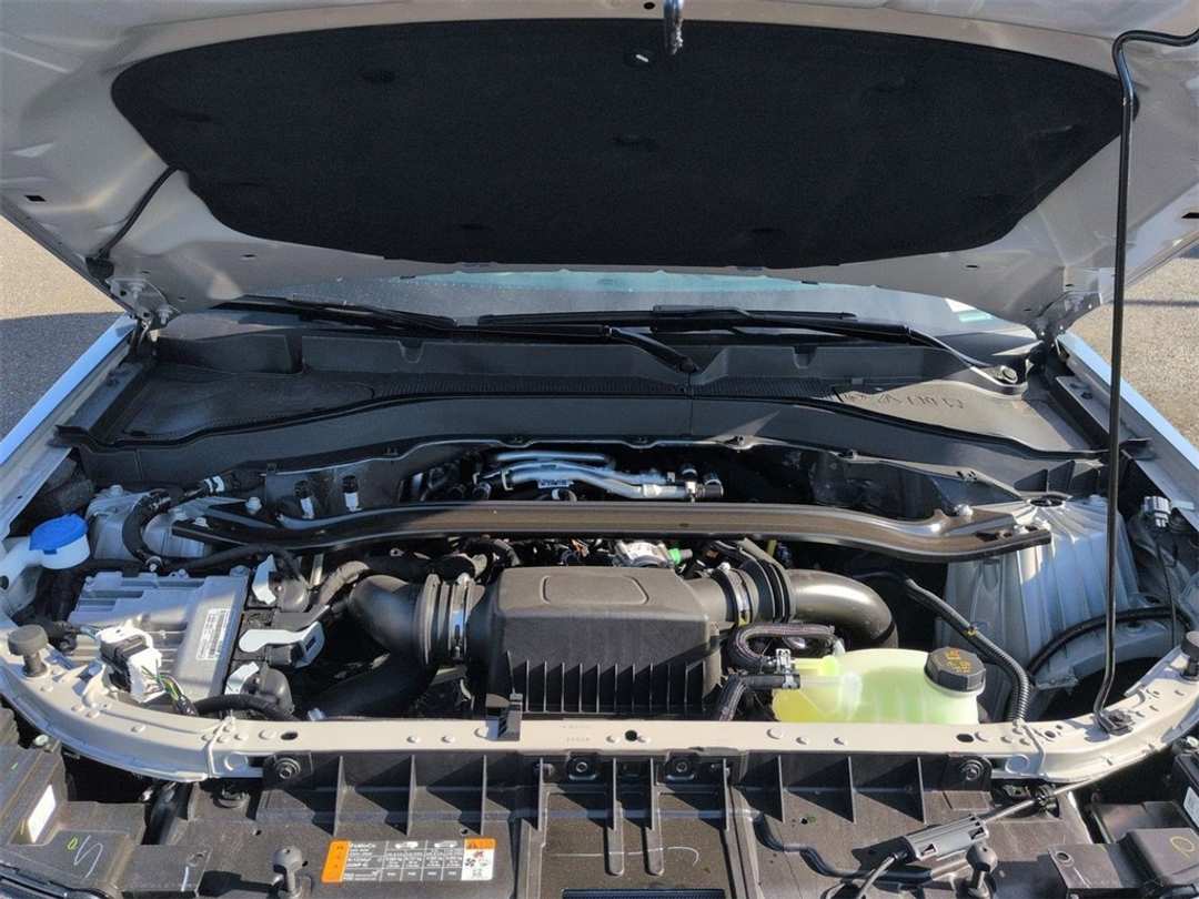 2026 Ford Explorer ST - Image 33